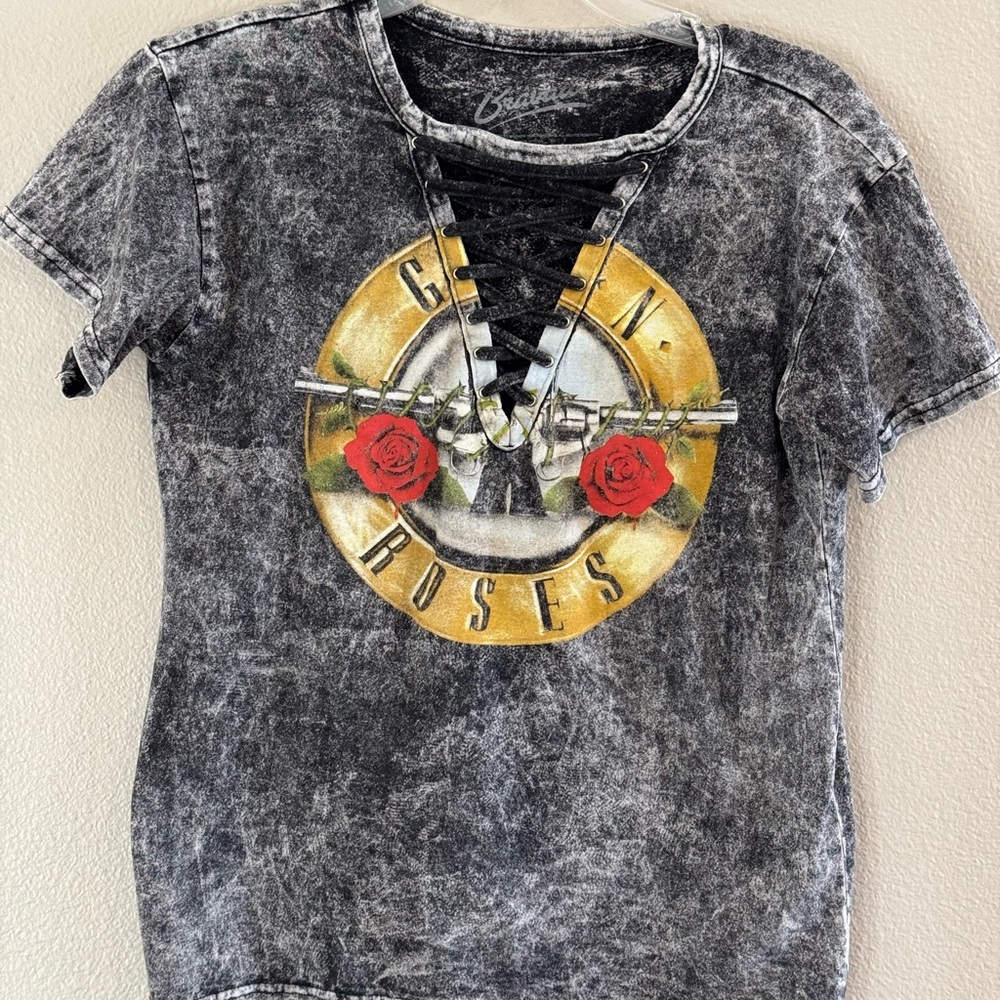 Gray Guns N' Roses Graphic Tee